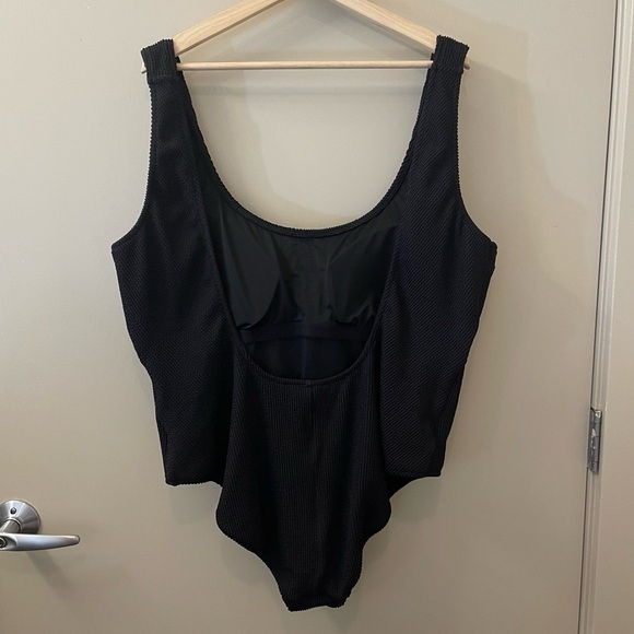 J Crew Ribbed textured squareneck one piece swimsuit in black plus size 22 - Picture 4 of 7